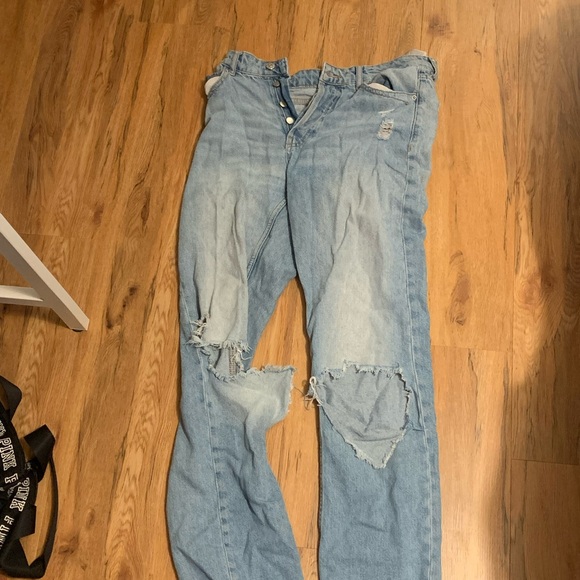 Zara blue ripped jeans - Picture 2 of 3